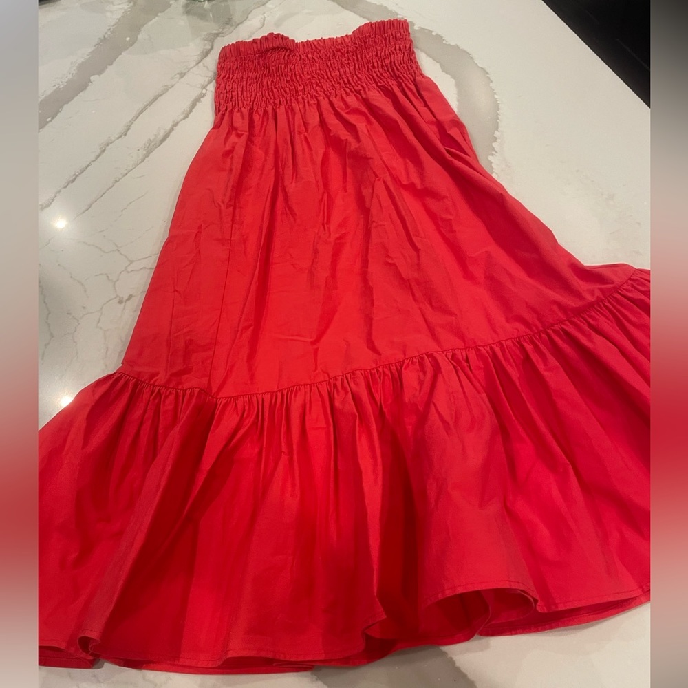 Rhode skirt/dress. Stylish piece can be worn as either skirt or dress.
